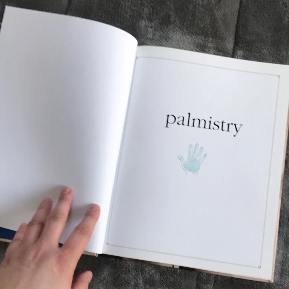 Palmistry — Lori Reid ✋✨